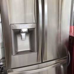 Kenmore French Door Refrigerator (Counter Depth)