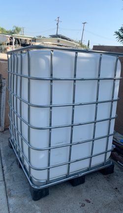 Like New Water tank / Tanque de agua como nuevo