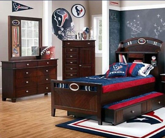 NFL twin bed w/mattress and Dresser w/mirror