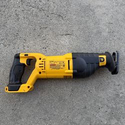 DeWalt DCS381 20V MAX Reciprocating Saw