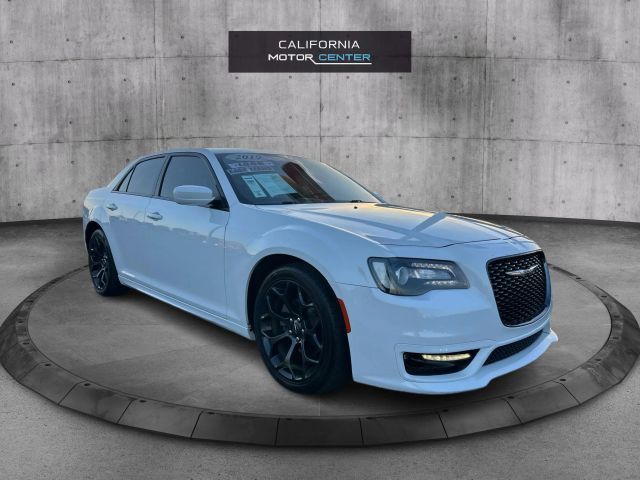 2019 Chrysler 300