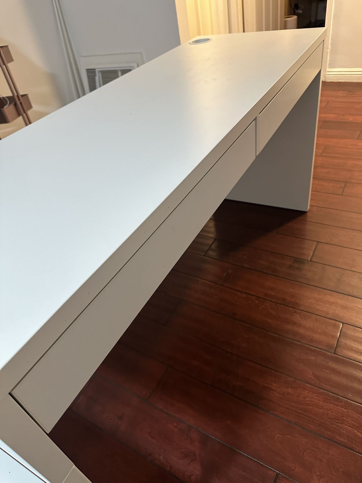 IKEA MICKE Desk white