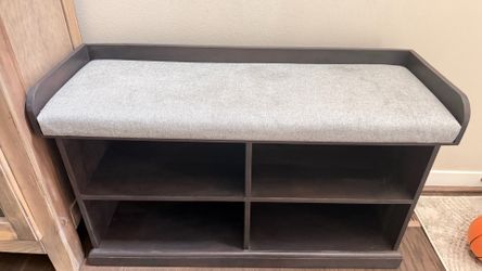 Entry bench -  14W40L23H