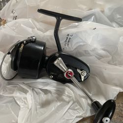Vintage Mitchell 300 Spinning Reel