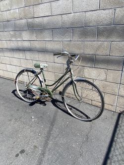 Vintage Green Women's Cruiser Bicycle schwinn breeze