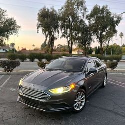 2017 Ford Fusión Hybrid SE