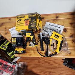 Dewalt Corded Electric 8.5amp 'VSR' Hammer Drill, 20V Drywall Screwgun, Battery, Charger
