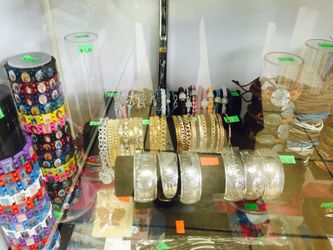 Bracelets and necklaces for kids, man and woman