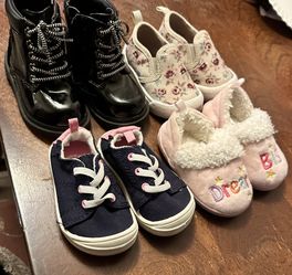 Very Gently Used Toddler Size 4 Shoes Bundle