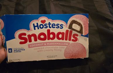 Hostess snowballs coconut  & marshmallow