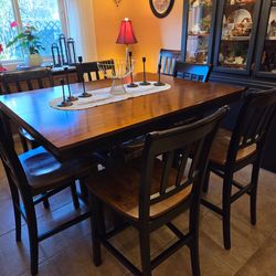 BEAUTIFUL DINING ROOM SET