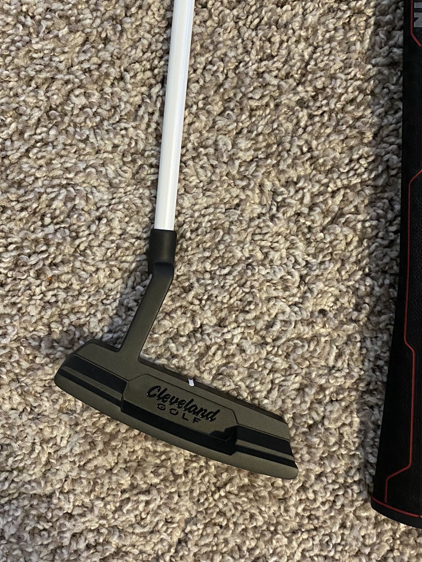 Like New Cleveland Front Line Putter