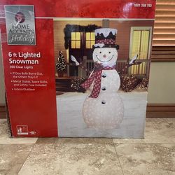 Lighted Yard Snowman 