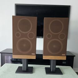 Fisher 4-Way Vintage Speakers