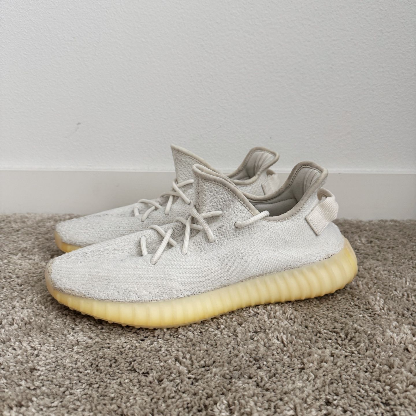 Size 11 - adidas Yeezy Boost 350 V2 Low Cream White / Triple 