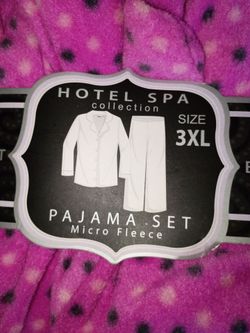 Women's size 3XL pajama set micro fiber pick up in Florence KY