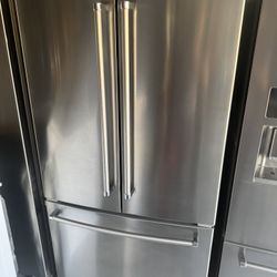 KitchenAid Counter-depth 20-cu ft French Door Refrigerator with Ice Maker and Water dispenser... Item #735649 Model #KRFC300ESS Shop KitchenAid Shop t