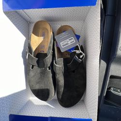 Black Birkenstock Boston Clogs