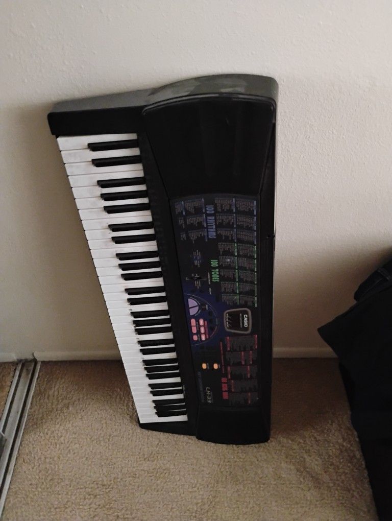 Casio Keyboard Piano 