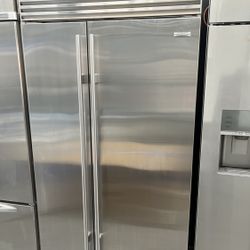 42” Subzero Side By Side Built In Refrigerator Stainless Steel 