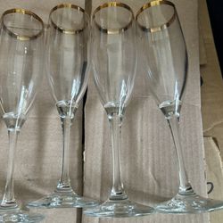 Gold Rim Champagne Flutes Glass $15