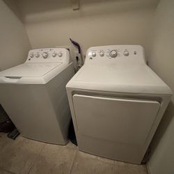 GE Washer/dryer Set - Great Condition