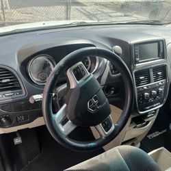 2015 Dodge Caravan 
