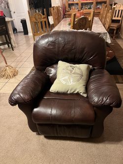 Reclineing Sofas