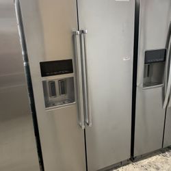 Kitchen Aid Side By Side In Stainless Steel Used