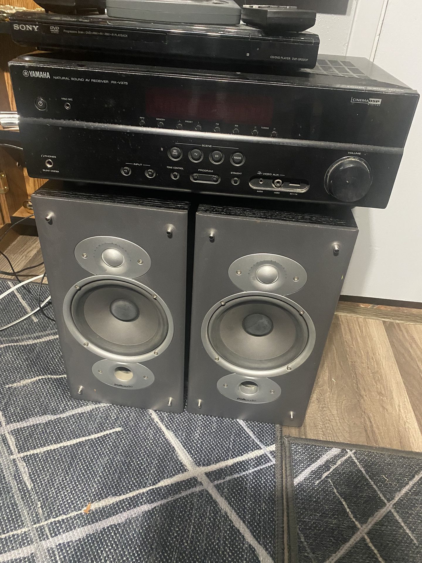 Yamaha Receiver With Polk Audio Speakers And Cd Player