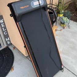 TRAEFLOW Treadmill 