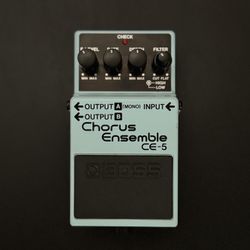 Boss CE-5 Chorus Ensemble