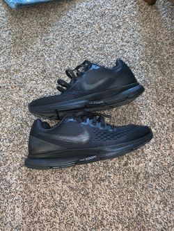 All black nike zoom 7.5 womens