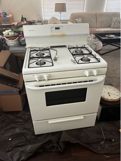 white stove