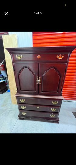 6PC SUMTER CABINET  Queen Bedroom Furniture Set