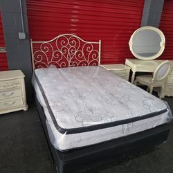 Bedroom Set