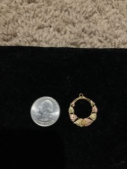 Black hills gold pendant