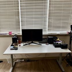 Large Workstation- Height Adjustable