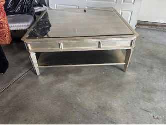 Gold mirrored coffee table need gone asap