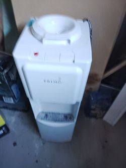 Portable Water Dispenser