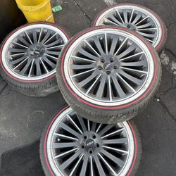 2019 Lincoln mkz 19” rims with tires 