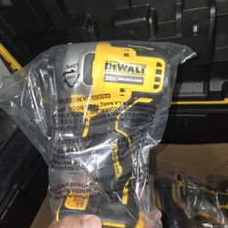 Dewalt Impact Atomic