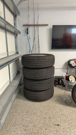 2024 Toyota Tacoma oem rims and tires
