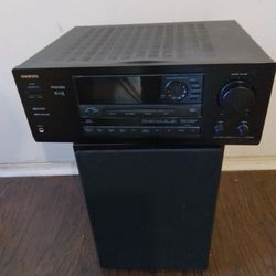Onkyo Stereo Amp + Subwoofer 60.00