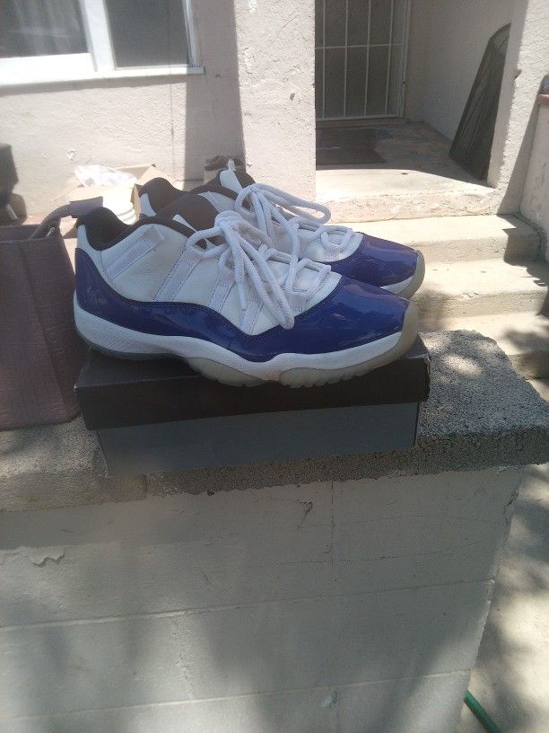Air Jordan 11 Retro Low Concord Sketch