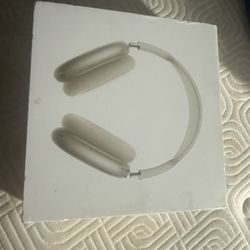 Apple AirPods Max (2nd Gen) – Starlight
