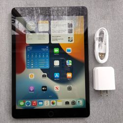Apple iPad 7 - Wifi - Like New 