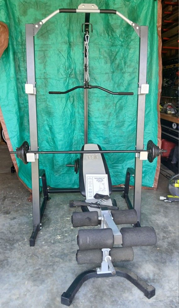 Marcy Weight Bench W/ Weights & Rack Station 