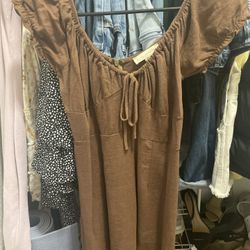 brown dress