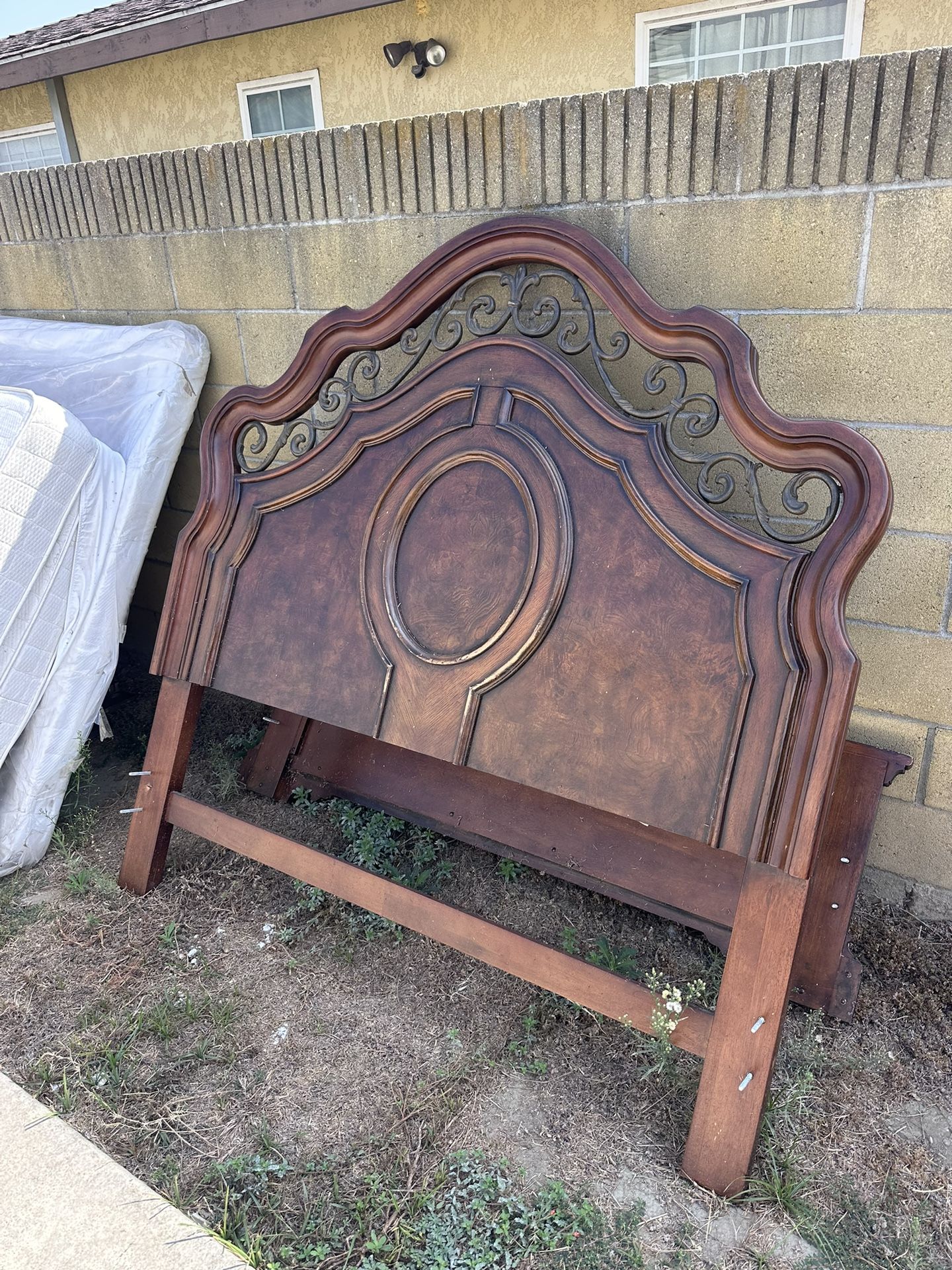 Free Bed Frame And Mattress